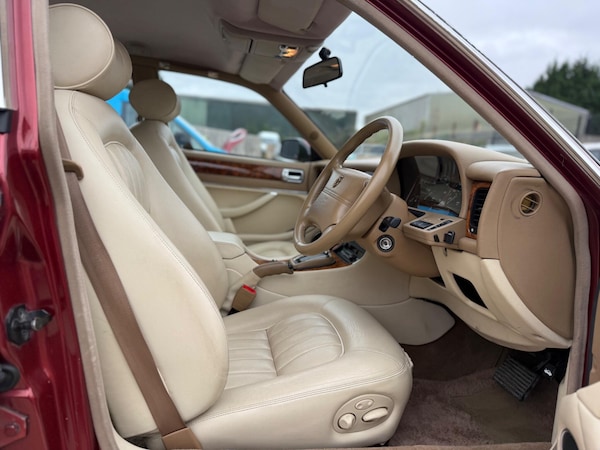 Used Jaguar XJ 1995 for sale - 75623098: Photo 3