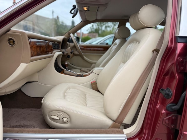 Used Jaguar XJ 1995 for sale - 75623098: Photo 50