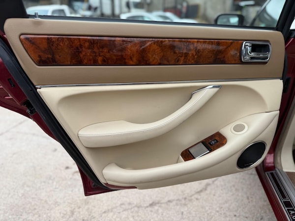 Used Jaguar XJ 1995 for sale - 75623098: Photo 65