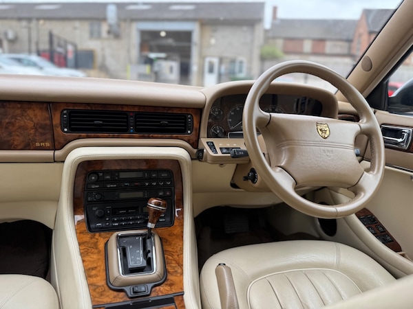 Used Jaguar XJ 1995 for sale - 75623098: Photo 75