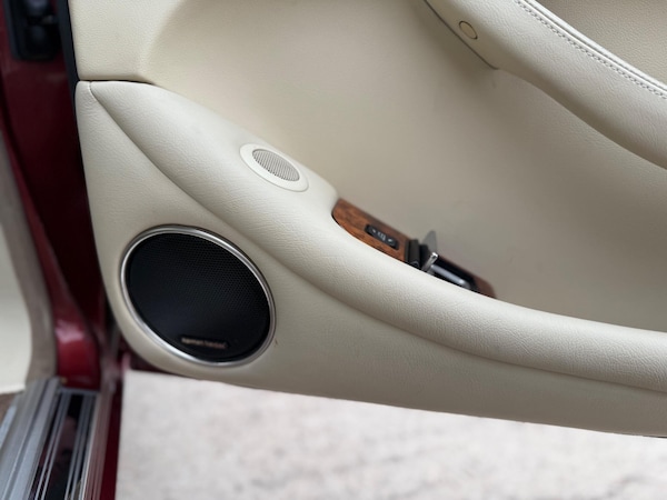 Used Jaguar XJ 1995 for sale - 75623098: Photo 78