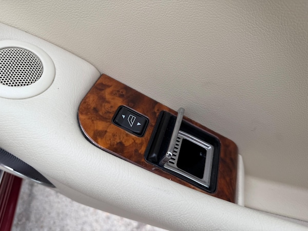 Used Jaguar XJ 1995 for sale - 75623098: Photo 79