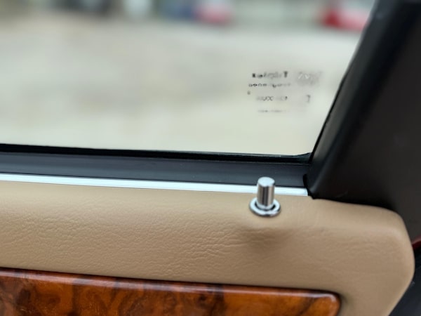 Used Jaguar XJ 1995 for sale - 75623098: Photo 81