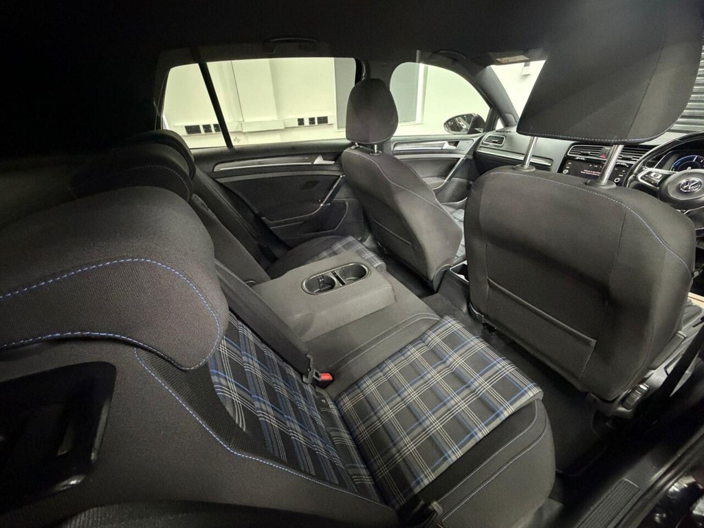 Used Volkswagen Golf 2018 for sale - 77765099: Photo 14