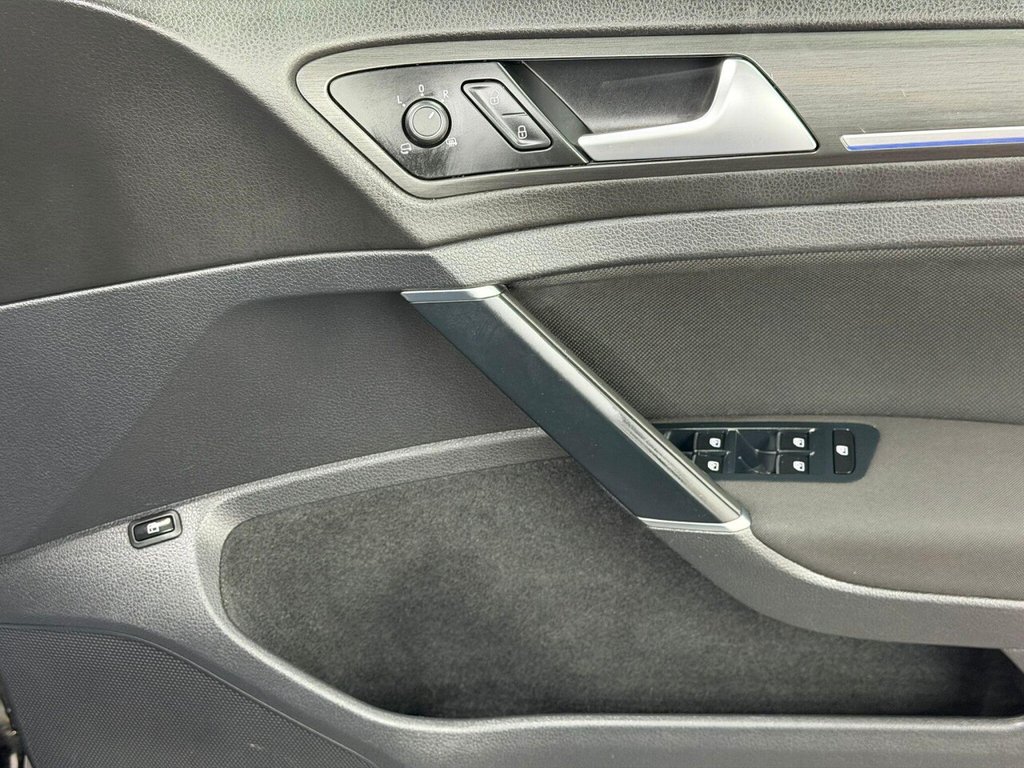 Used Volkswagen Golf 2018 for sale - 77765099: Photo 19