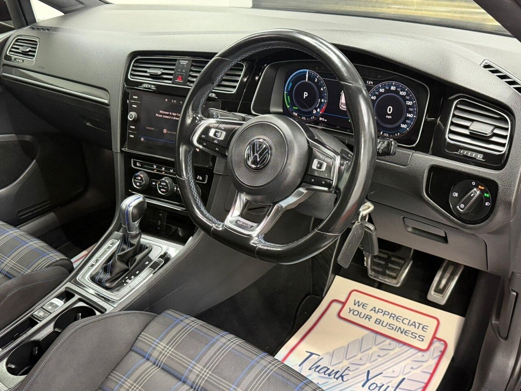 Used Volkswagen Golf 2018 for sale - 77765099: Photo 24