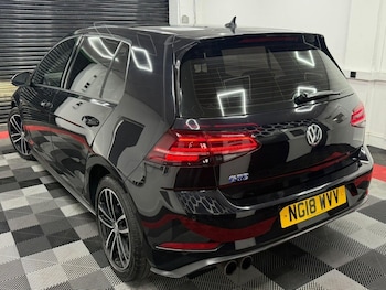 Used Volkswagen Golf 2018 for sale - 77765099: Photo