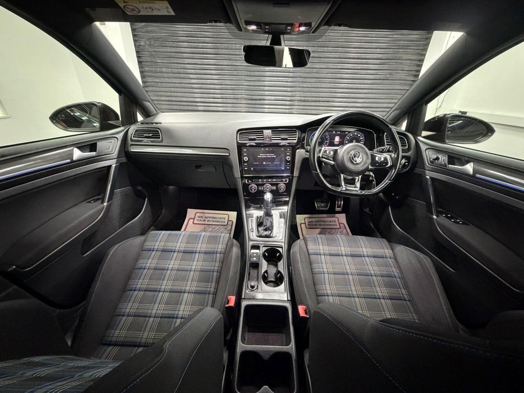 Used Volkswagen Golf 2018 for sale - 77765099: Photo 9