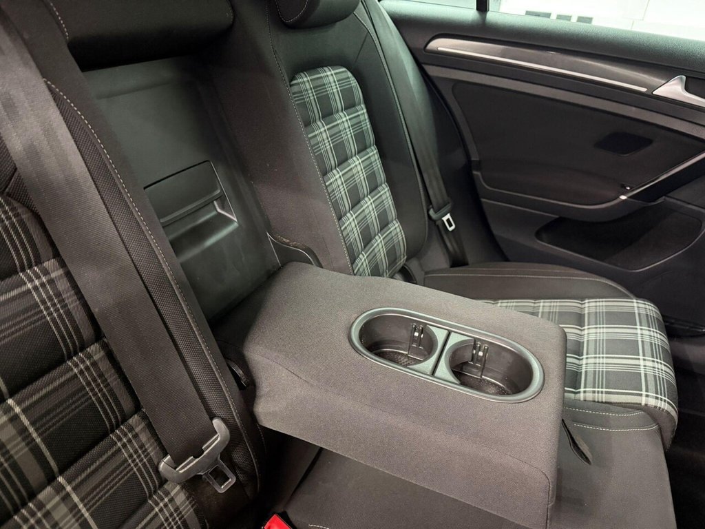 Used Volkswagen Golf 2017 for sale - 77110511: Photo 27