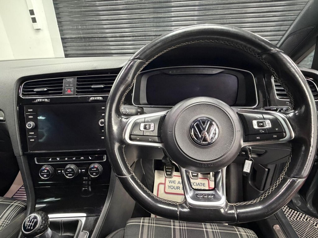 Used Volkswagen Golf 2017 for sale - 77110511: Photo 36