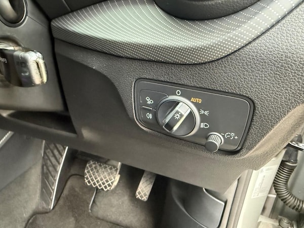 Used Audi Q2 2017 for sale - 76303919: Photo 17