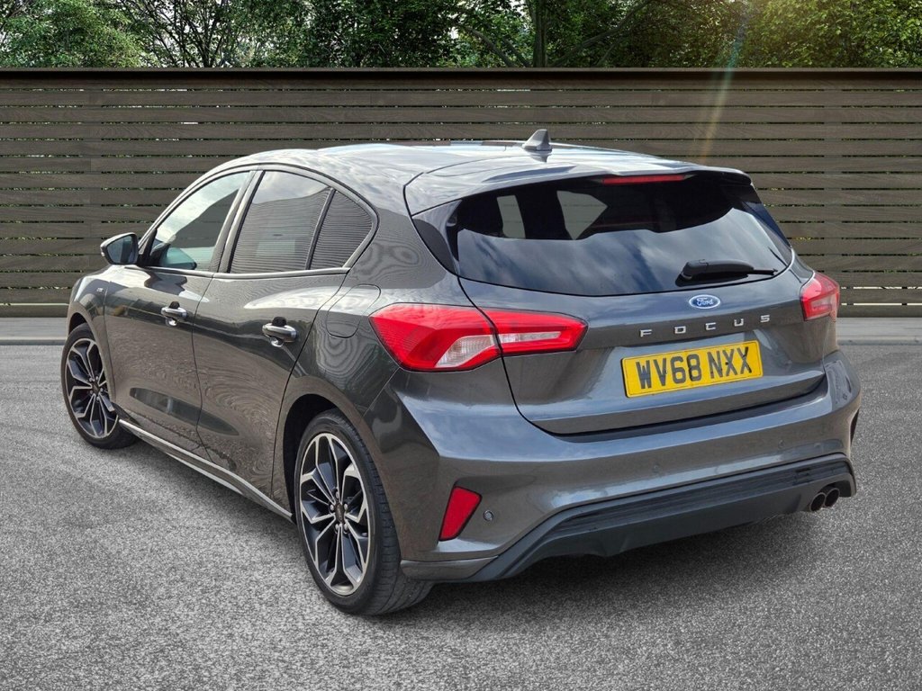 Used Ford Focus 2018 for sale - 76582634: Photo 4