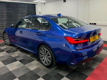 Used BMW 3 Series 2019 for sale - 79483858: Photo