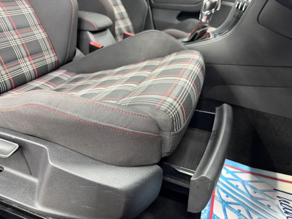 Used Volkswagen Golf 2013 for sale - 77477579: Photo 19