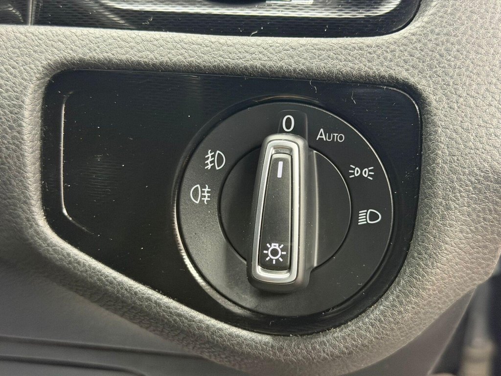 Used Volkswagen Golf 2013 for sale - 77477579: Photo 24