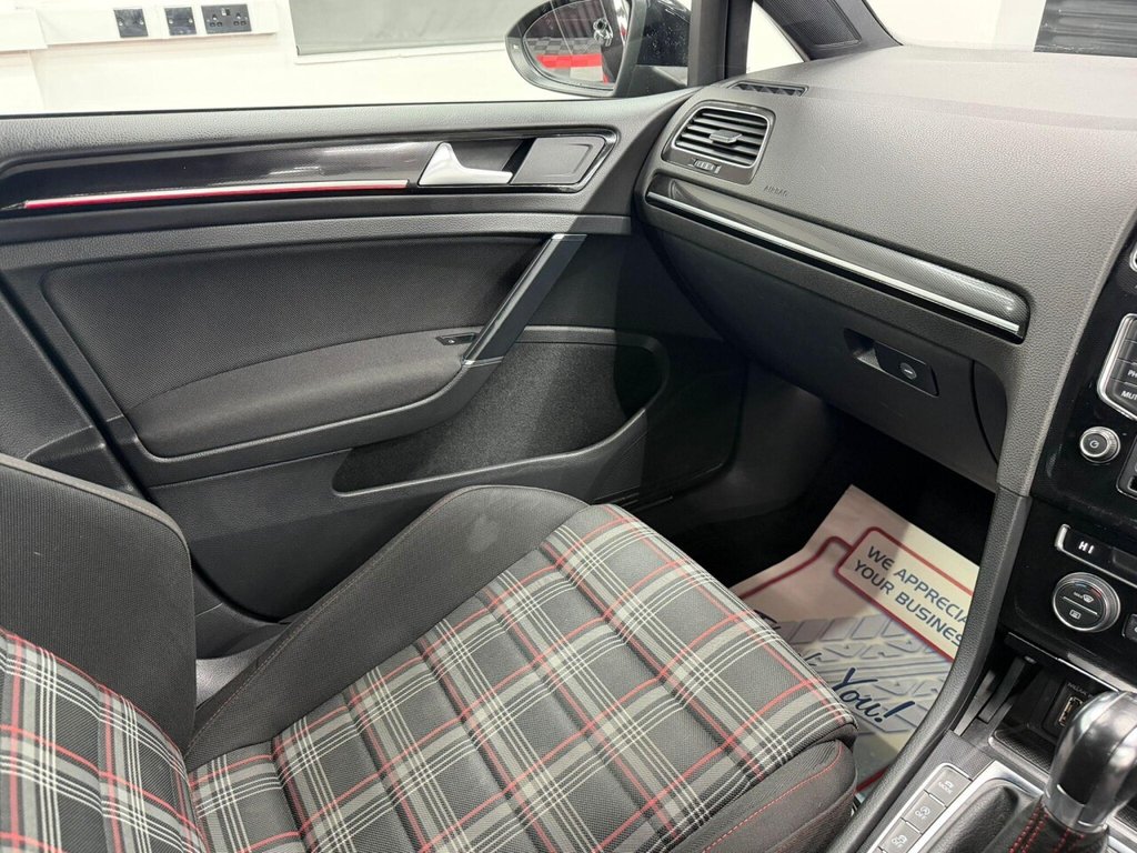 Used Volkswagen Golf 2013 for sale - 77477579: Photo 30