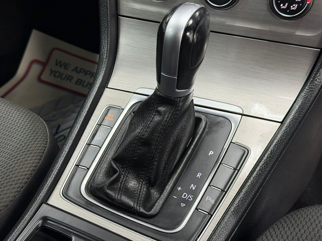 Used Volkswagen Golf 2016 for sale - 77697896: Photo 11