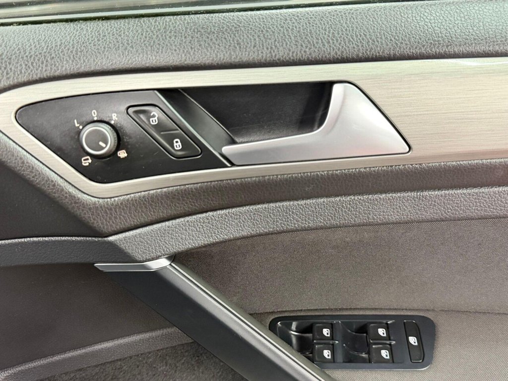 Used Volkswagen Golf 2016 for sale - 77697896: Photo 21