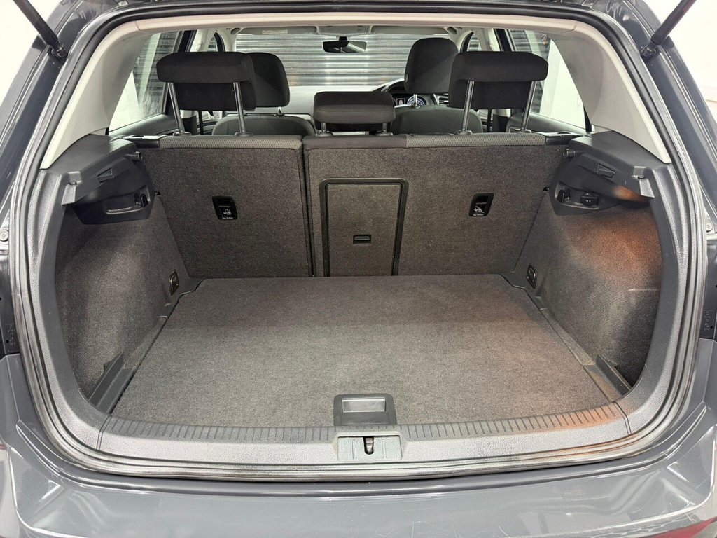 Used Volkswagen Golf 2016 for sale - 77697896: Photo 22