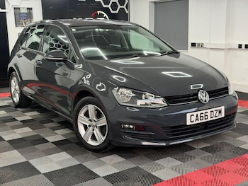 Used Volkswagen Golf 2016 for sale - 77697896: Photo