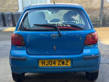 Used Toyota Yaris 2004 for sale - 77557947: Photo