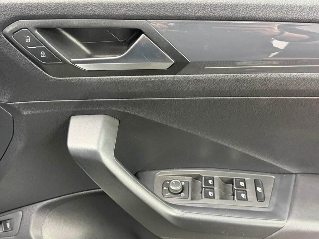 Used Volkswagen T-Roc 2019 for sale - 77038326: Photo 22