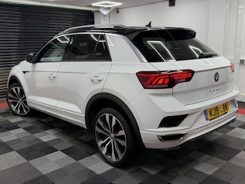 Used Volkswagen T-Roc 2019 for sale - 77038326: Photo