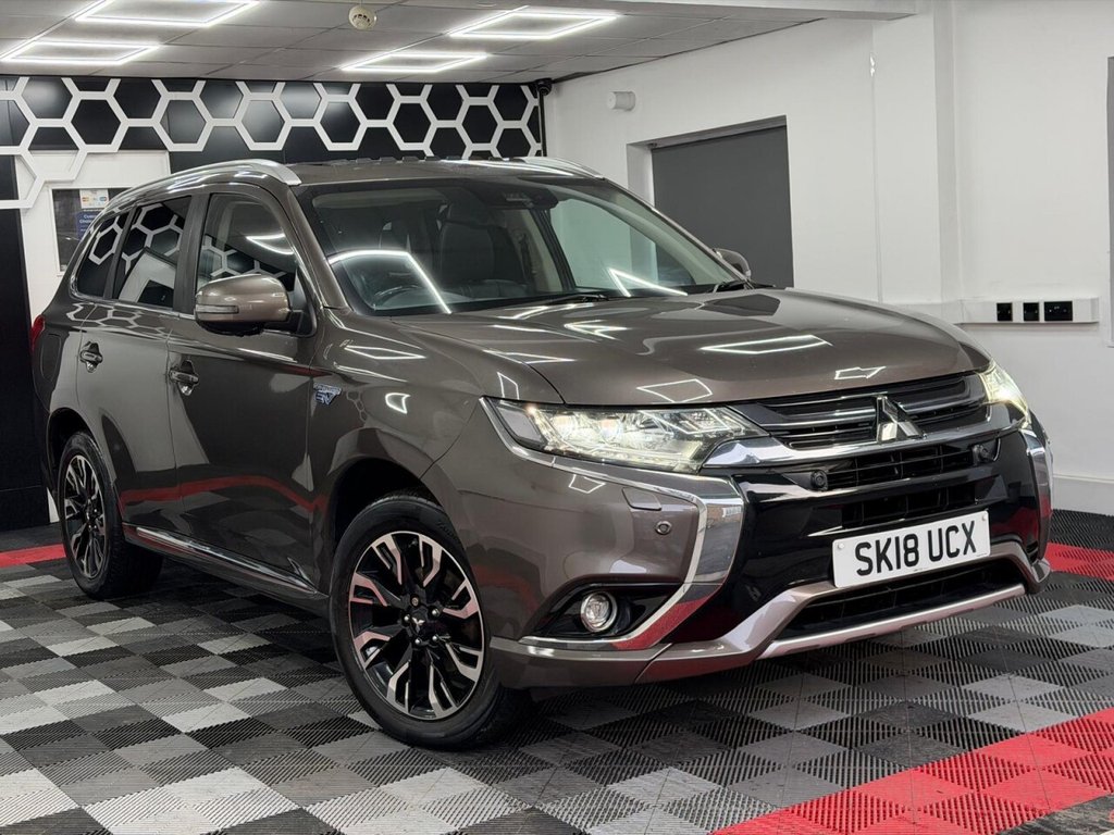 Used Mitsubishi Outlander 2018 for sale - 76942880: Photo 1
