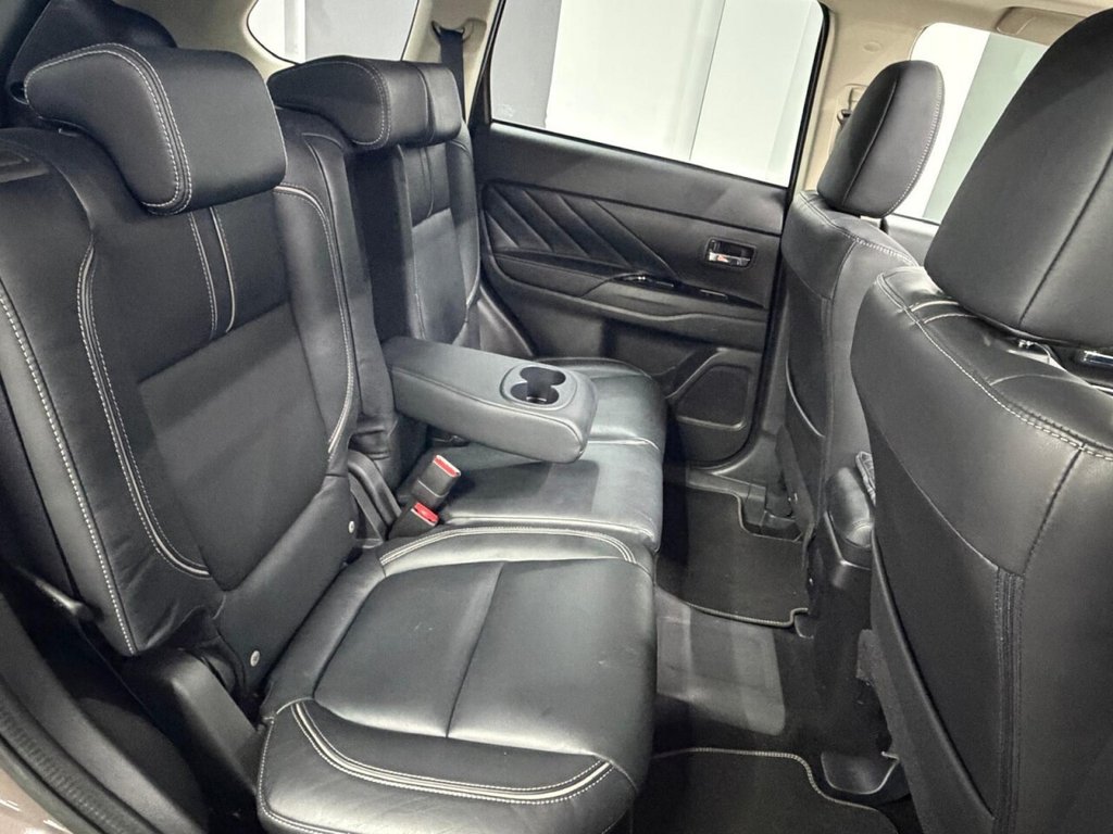 Used Mitsubishi Outlander 2018 for sale - 76942880: Photo 15