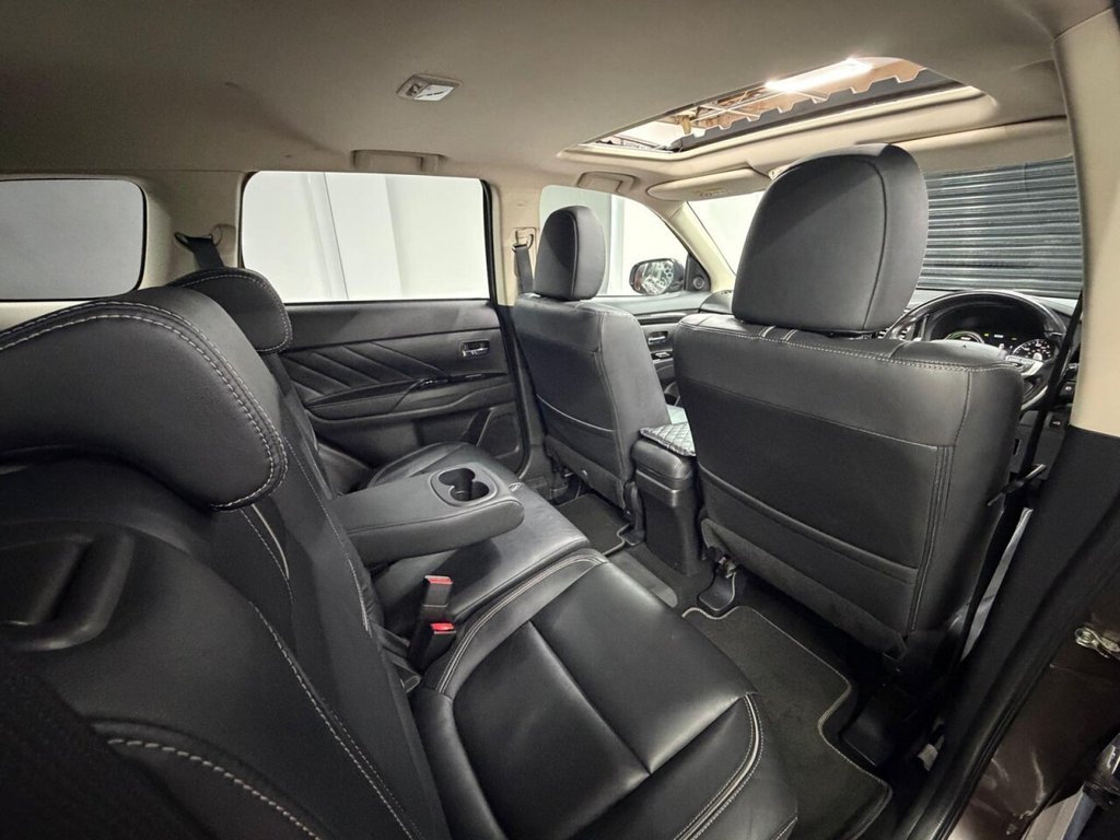 Used Mitsubishi Outlander 2018 for sale - 76942880: Photo 16