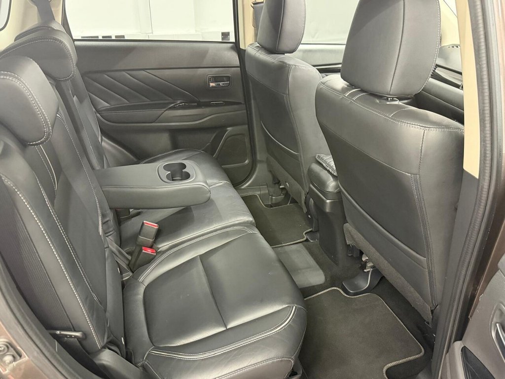 Used Mitsubishi Outlander 2018 for sale - 76942880: Photo 17
