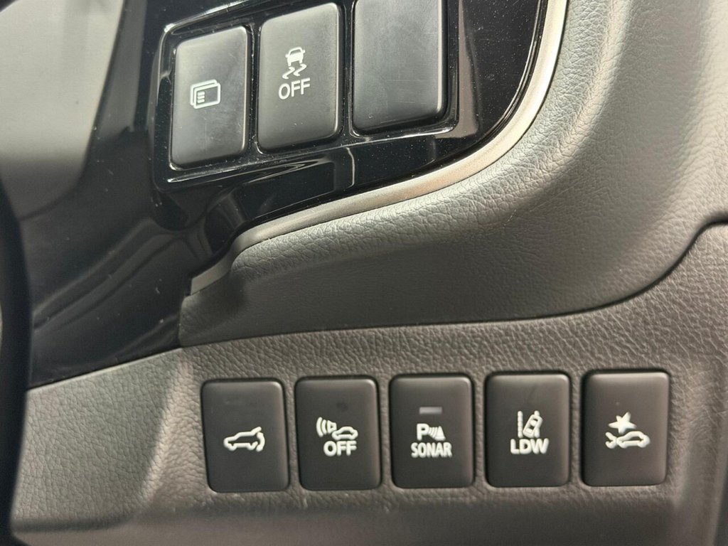 Used Mitsubishi Outlander 2018 for sale - 76942880: Photo 18