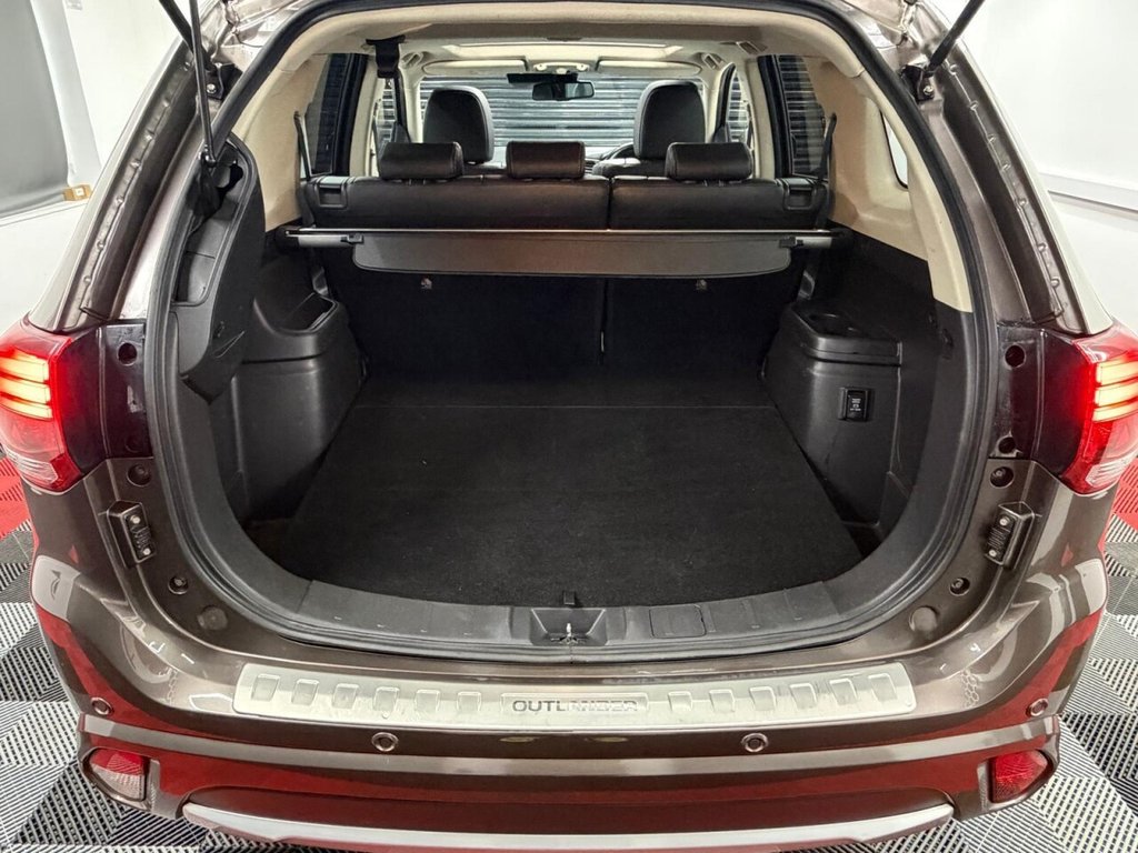 Used Mitsubishi Outlander 2018 for sale - 76942880: Photo 26