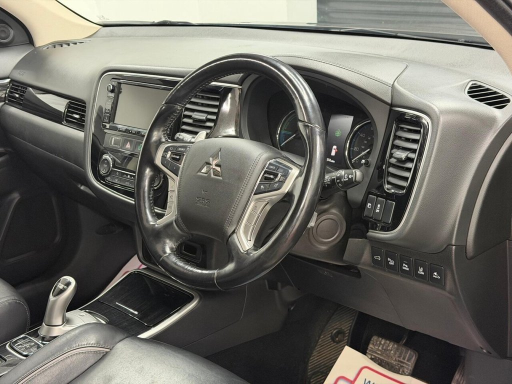 Used Mitsubishi Outlander 2018 for sale - 76942880: Photo 27