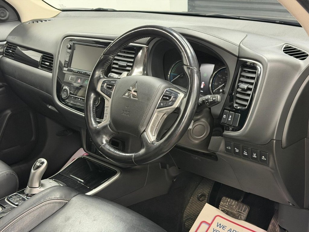 Used Mitsubishi Outlander 2018 for sale - 76942880: Photo 33