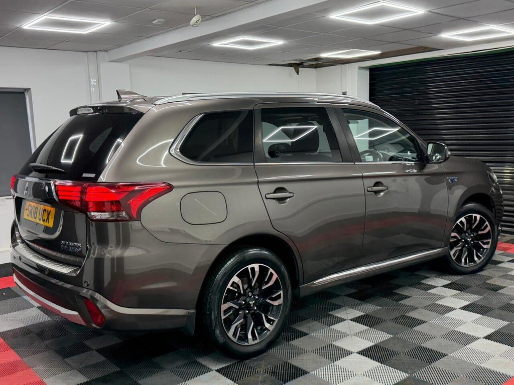 Used Mitsubishi Outlander 2018 for sale - 76942880: Photo 8