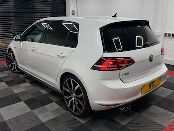 Used Volkswagen Golf 2017 for sale - 78603030: Photo