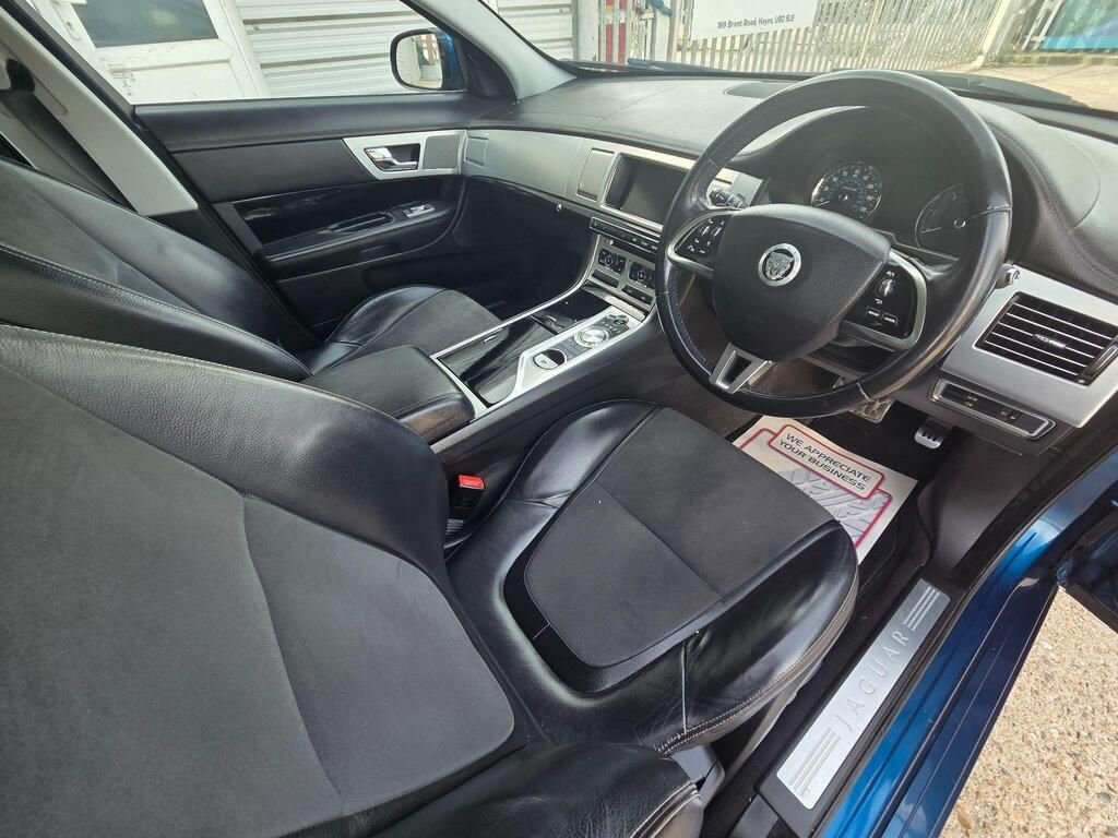Used Jaguar XF 2012 for sale - 76156581: Photo 14