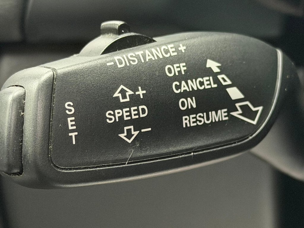 Used Audi RS6 Avant 2015 for sale - 76855175: Photo 31