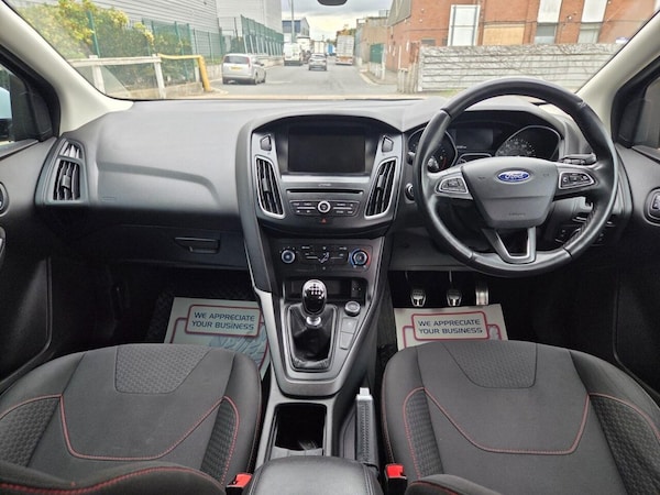 Used Ford Focus 2016 for sale - 76210520: Photo 11