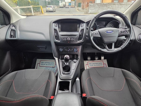 Used Ford Focus 2016 for sale - 76210520: Photo 12