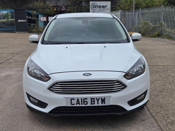 Used Ford Focus 2016 for sale - 76210520: Photo 2