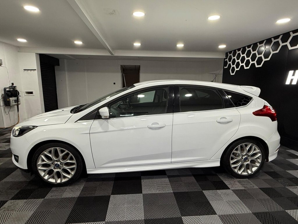 Used Ford Focus 2016 for sale - 76210520: Photo 3