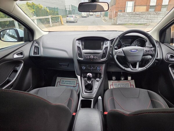 Used Ford Focus 2016 for sale - 76210520: Photo 9