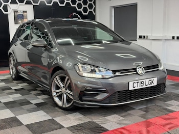 Used Volkswagen Golf 2019 for sale - 77014456: Photo