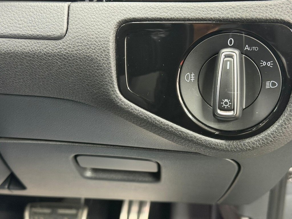 Used Volkswagen Golf 2019 for sale - 77014456: Photo 25