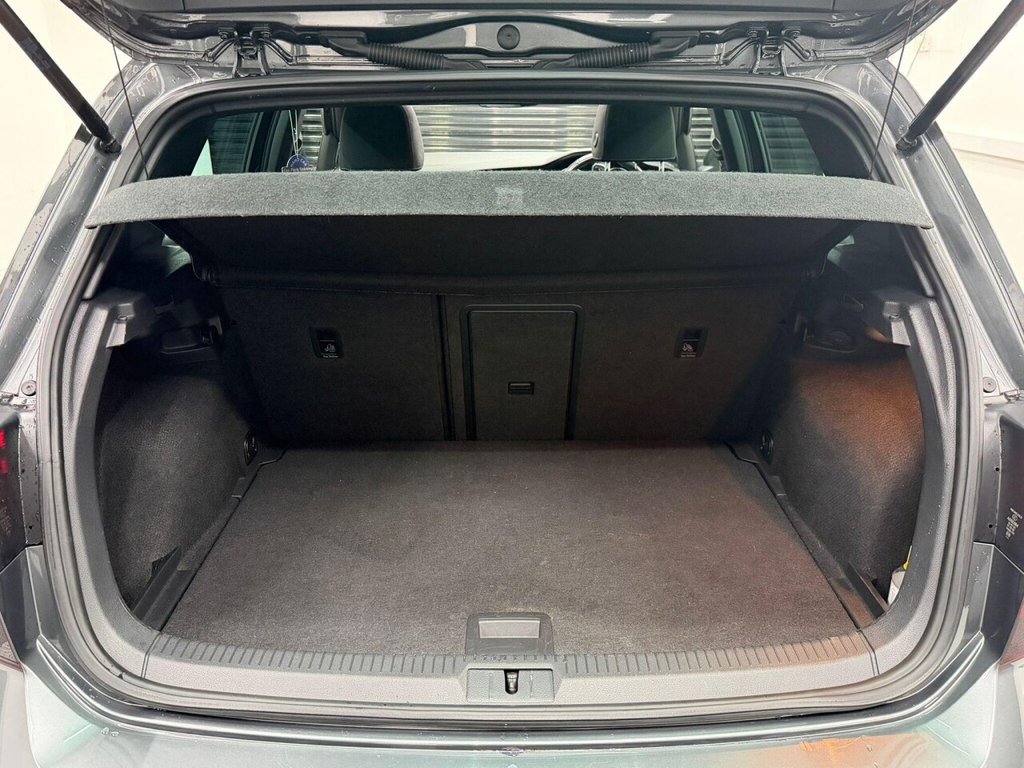 Used Volkswagen Golf 2019 for sale - 77014456: Photo 33