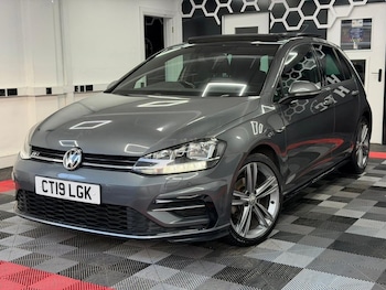 Used Volkswagen Golf 2019 for sale - 77014456: Photo
