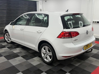 Used Volkswagen Golf 2016 for sale - 77442295: Photo
