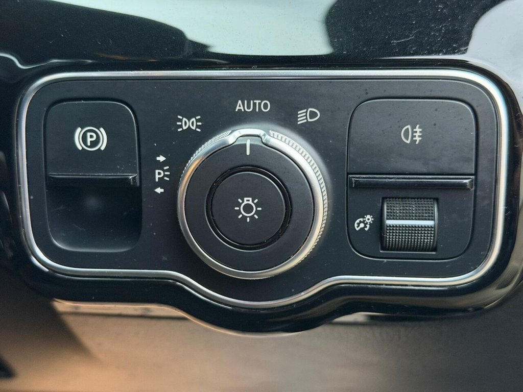 Used Mercedes-Benz A-Class 2020 for sale - 77275717: Photo 23